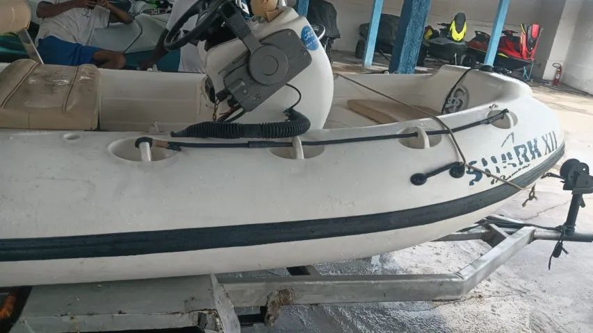 Bote Marca SBoats Casco Borracha 2014 Motor 25HP - Ótimo Estado / Motor Zero - Foto 3