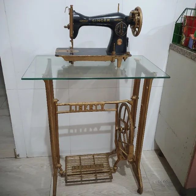 Máquina costura Singer reliquia