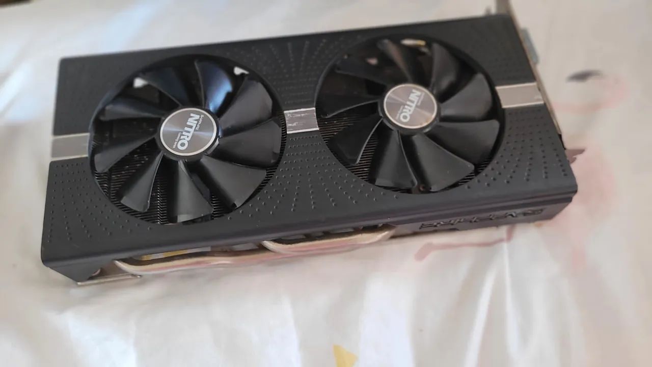 Placa de Vídeo Sapphire Nitro+ Radeon RX 580 4GB GDDR5 - Foto 2