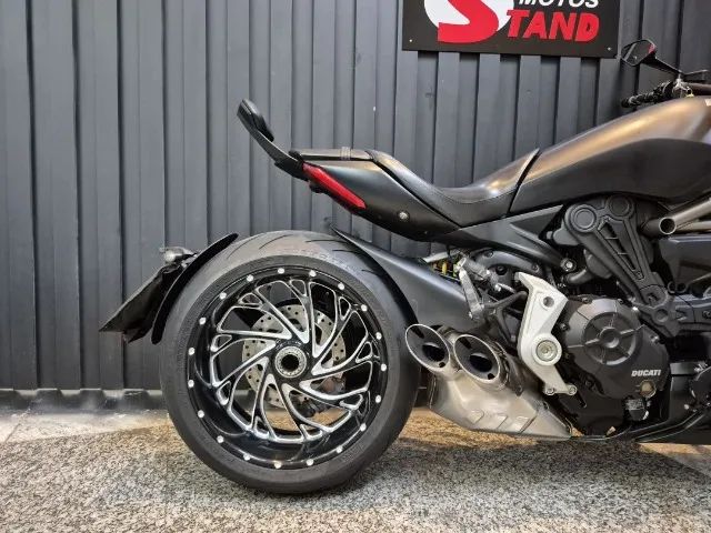 Ducati XDIAVEL 1262 - Foto 11