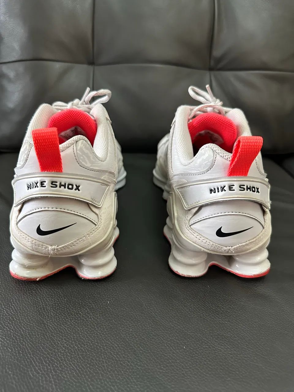 nike shox nova red