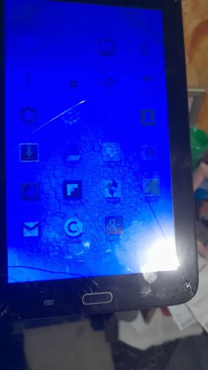 Tablet  está carregando mais só presta as peças  - Foto 2