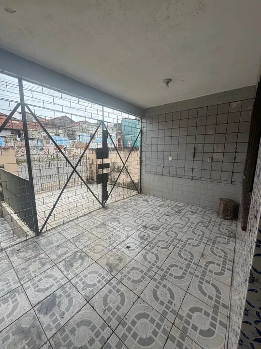 Vendo imóvel na Rua das Cajazeiras com 400 m2 e 5 quartos 
