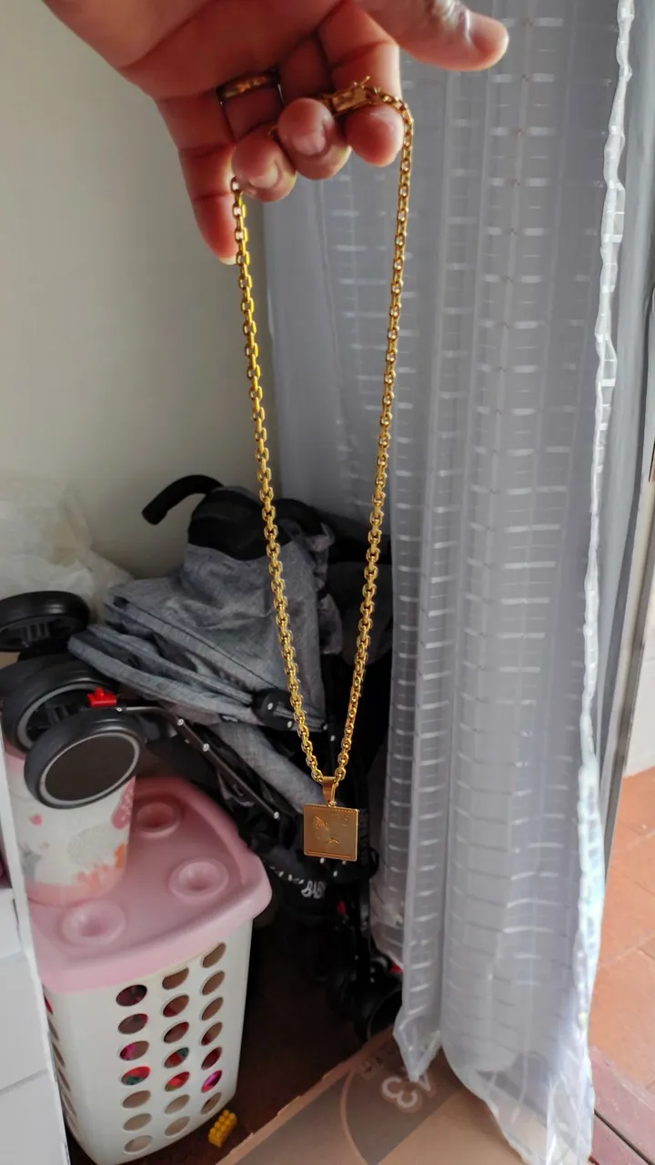Cordão moeda antiga banhada a ouro 18