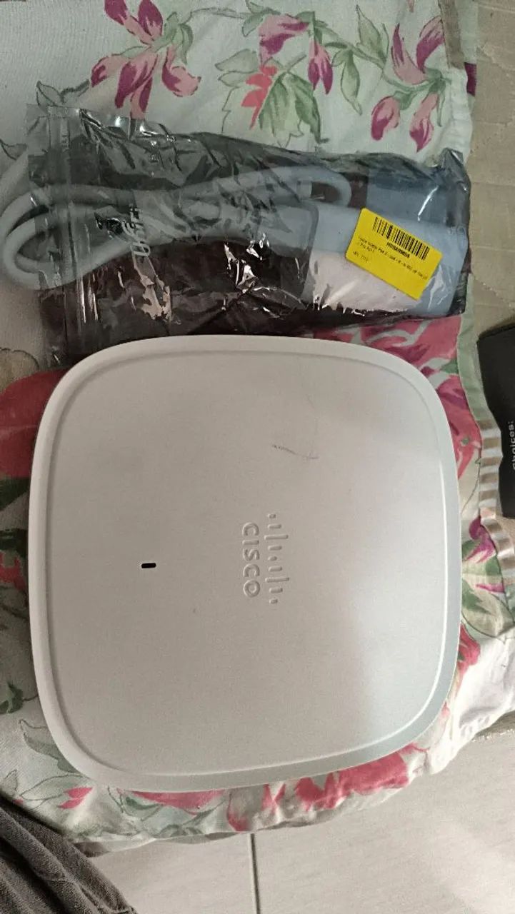 Roteador Cisco - Conexão rápida e confiável - Foto 2