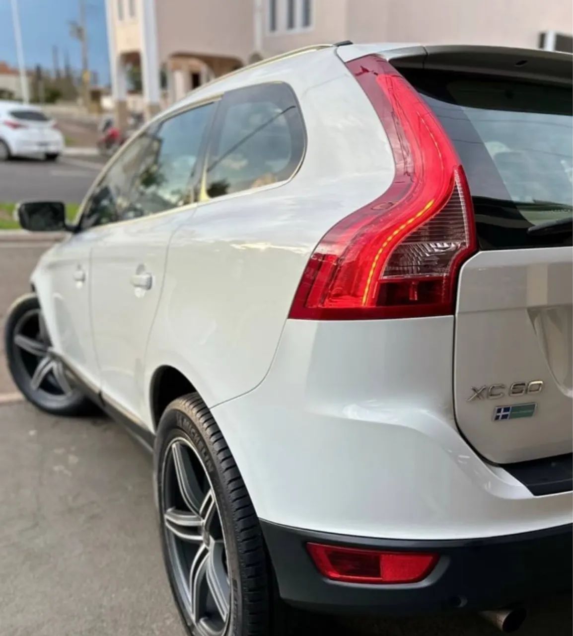 Volvo XC60 Dynamic Turbo - Foto 5