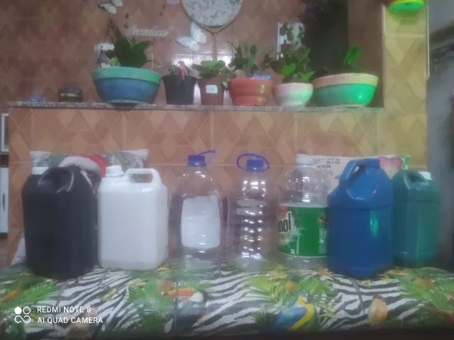 Bombonas ou Galões de 5 litros - Foto 2