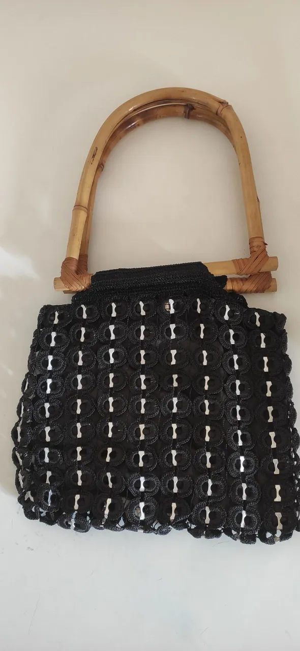 Bolsa de mão vintage com alça de bambu