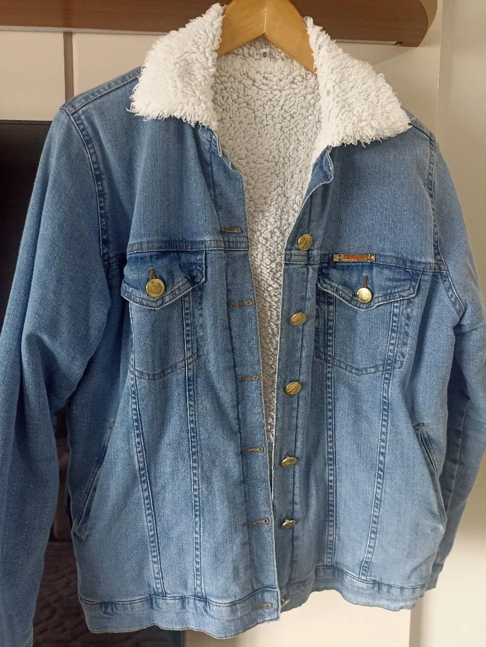 Jaqueta Jeans Forrada com Sherpa - Conforto e Estilo