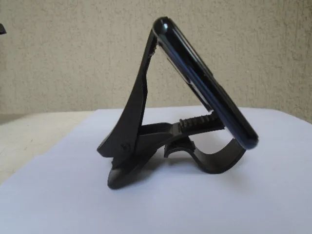 Suporte Veicular Universal Para Celular, Smartphone ou GPS - Foto 4