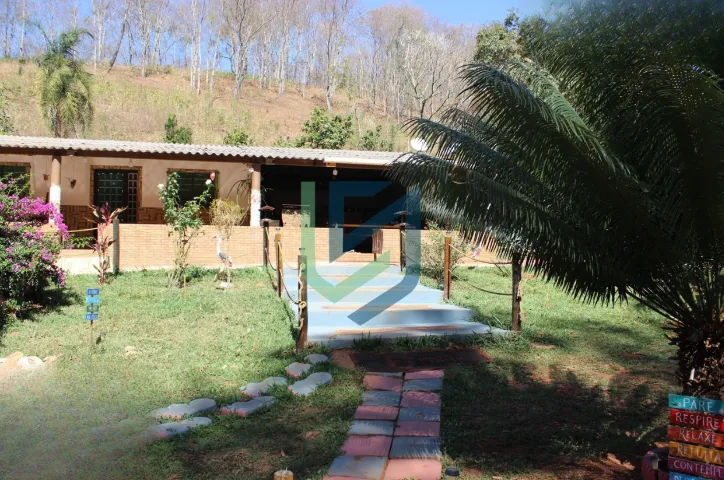 Chácara á Venda Ideal para Famílias em Águas Lindas de Goiás.