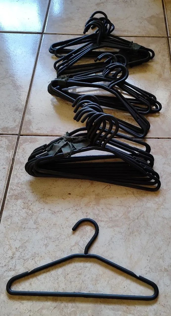 31 Cabides infantis ideal para comércio - Foto 3