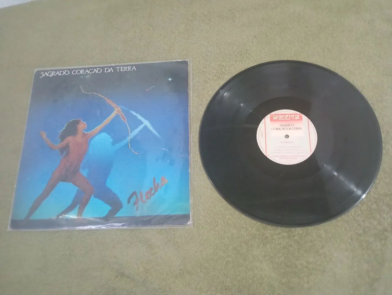 Disco de Vinil Sagrado Coração da Terra - Flecha - Foto 5