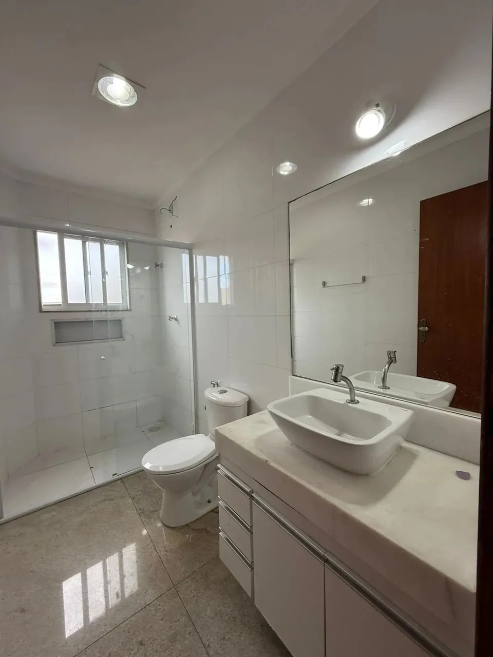 Duplex para aluguel com 230 metros quadrados com 4 quartos em Nova Era - Juiz de Fora - MG