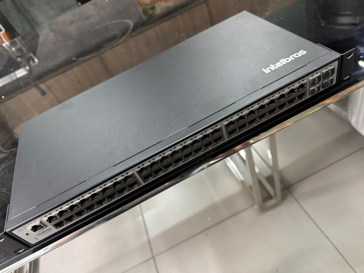 Switch SG 5204 MR L2 + Gerenciavel 48 Portas Gigabit + 4PGBIC INTELBRAS 4760046 - Foto 2