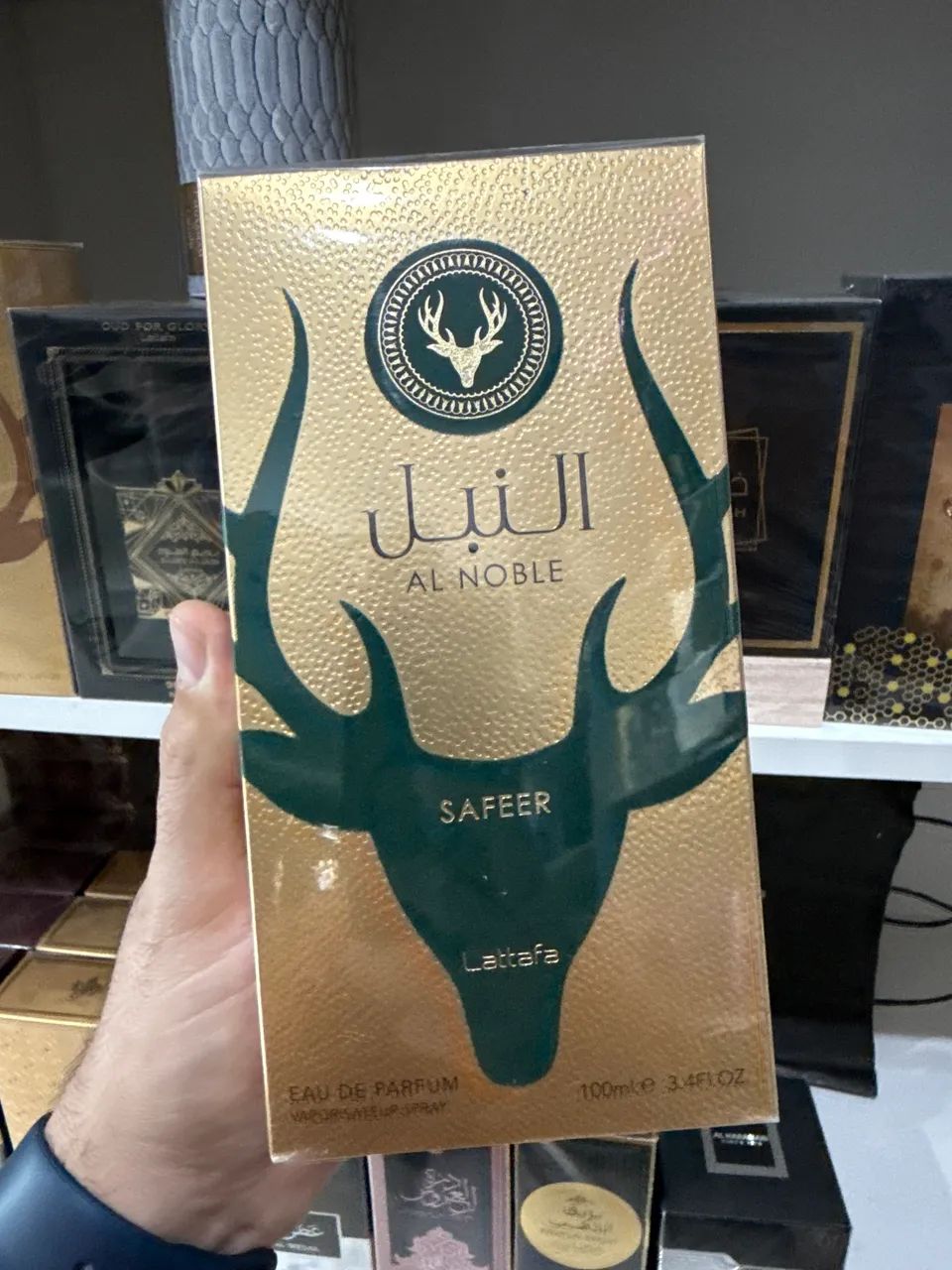 Perfume Arabe Al Noble Safeer Lattaf