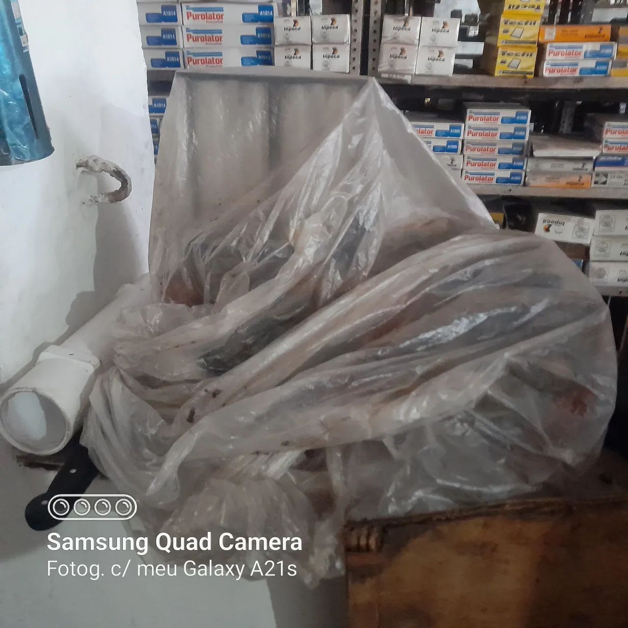 Vende-se duas máquina de bico - Foto 2