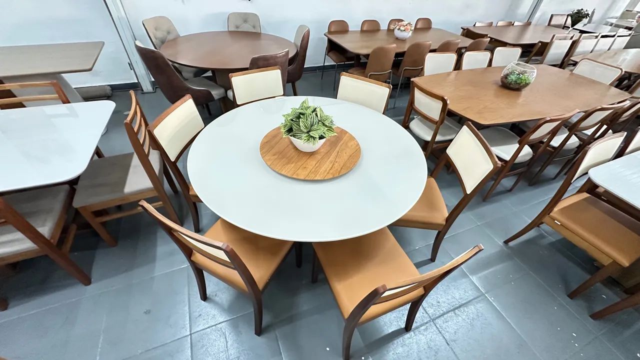 Jogo de Mesa de Jantar Redonda com 6 Cadeiras madeira  - Foto 2