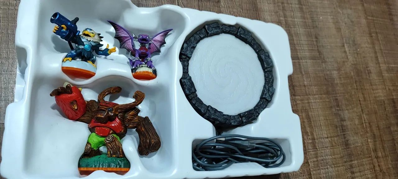 Skylanders Giants - Pacote Inicial - PS3 (USADO) - Foto 4