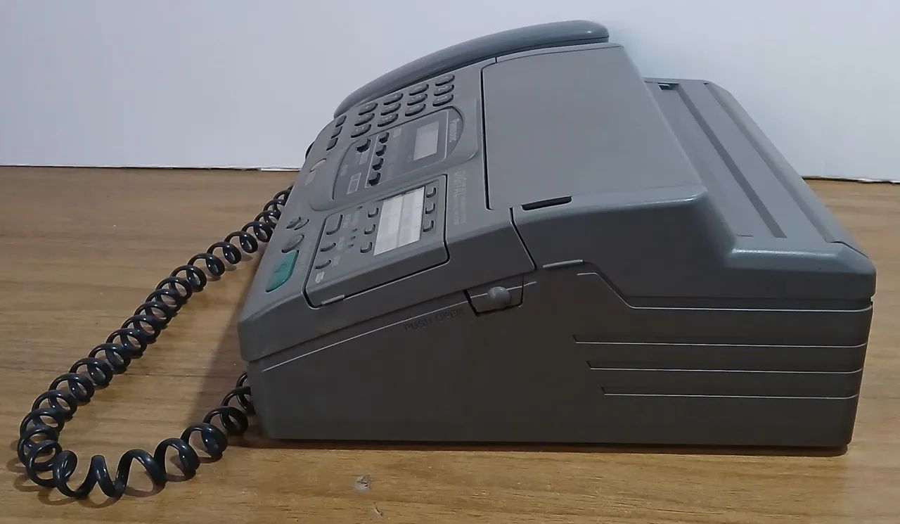 Fax Panasonic KX-F890LA - No Estado  - Foto 3