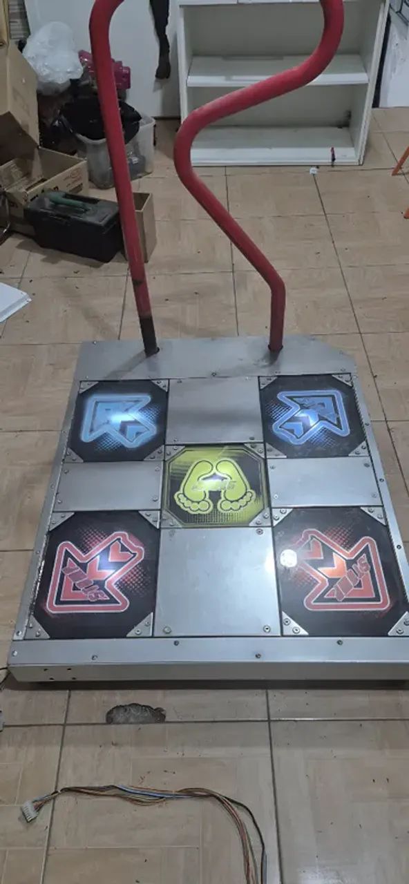 Pista Step esquerdo Pump It Up original usado