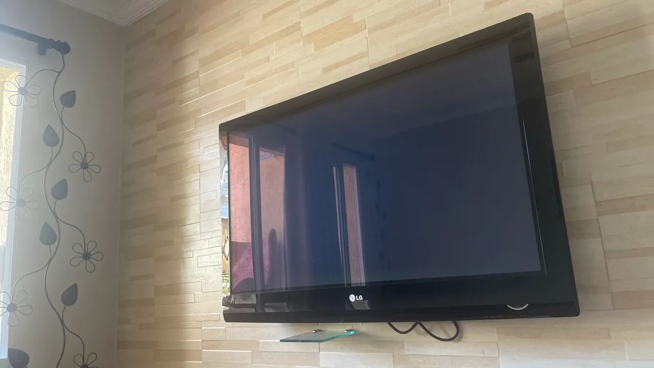 Tv LG 42 polegadas funcionando  - Foto 2