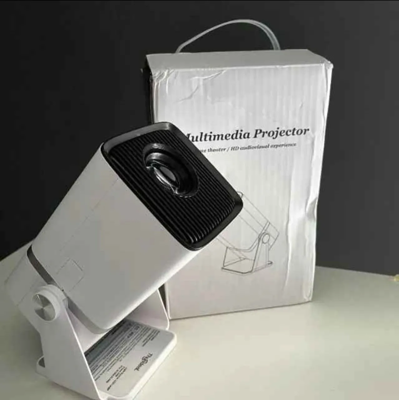 Projetor Portátil ThundeaL TD80W,1080p,Android 13, Wifi 6