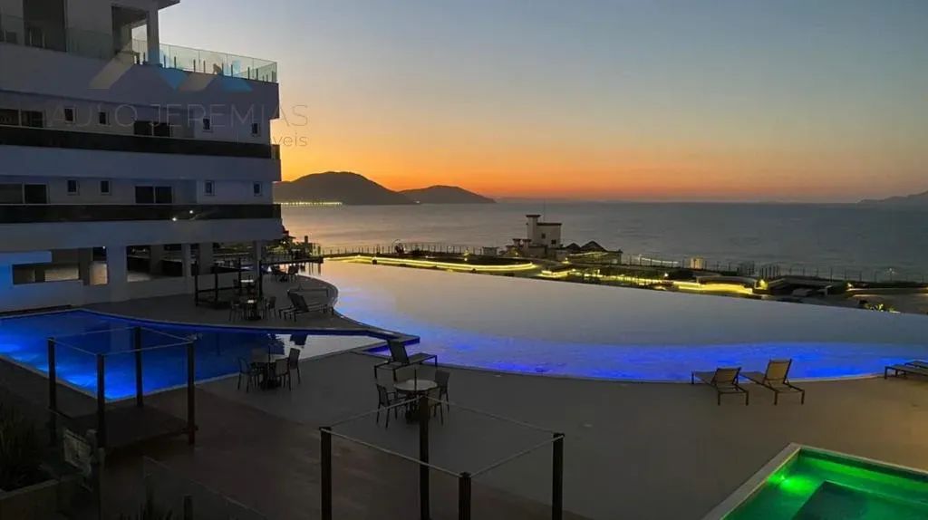 Cobertura Alto Padrão(212m² privativa) - Vista Mar - Mirante Home Club - 03 dormitórios - 