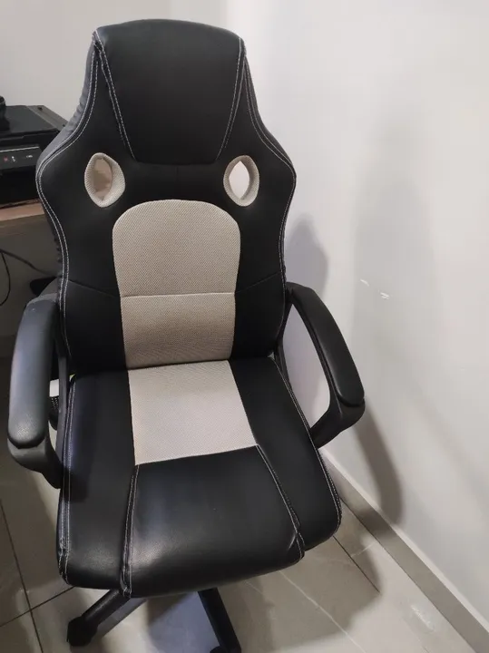 Cadeira Gamer em perfeito estado