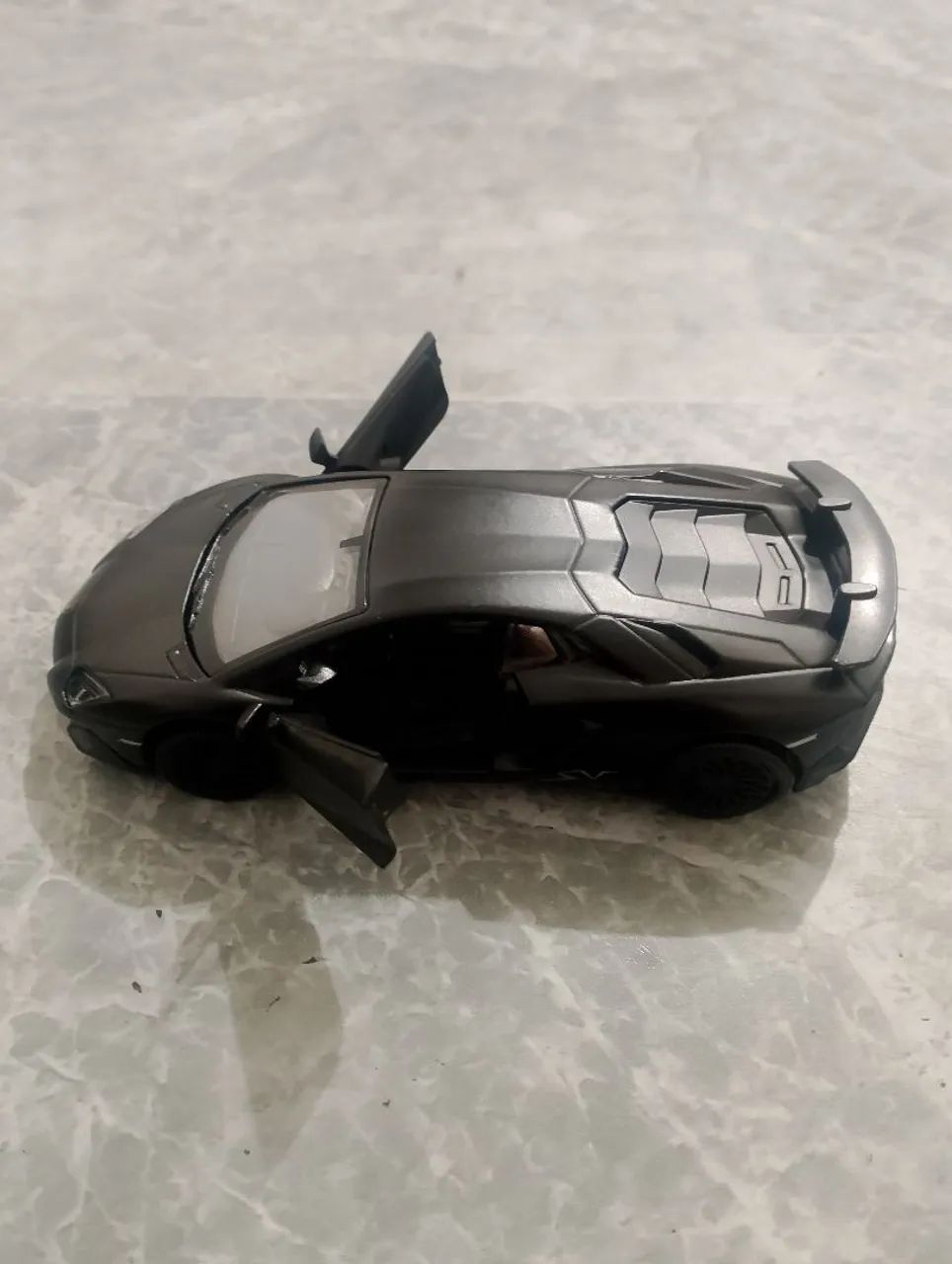 Carrinho colecionáveis  - Foto 3