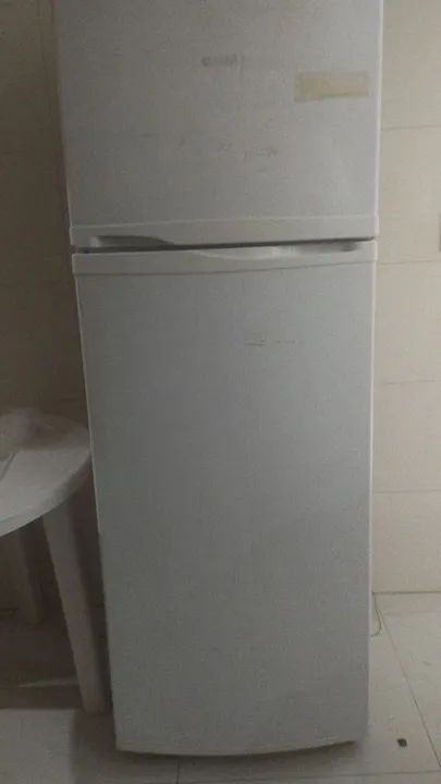 Geladeira Duplex em ótimo estado para vender logo 570.00