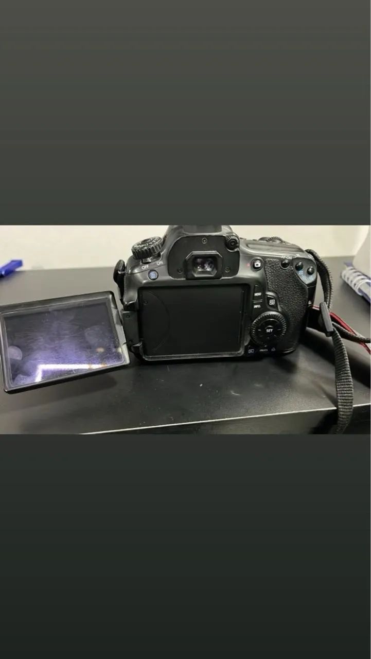 Câmera profissional Cânon 60d - Foto 3