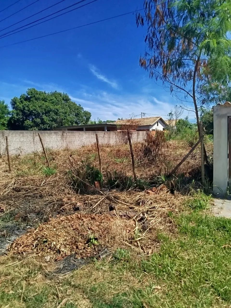 lindo lote 450m2 plano parte murado cercado pronto para construir ao lado de belas residên