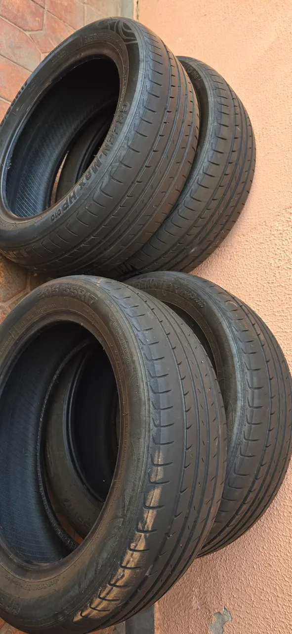 Jogo de Pneus 205/55R17 Green Max HP010