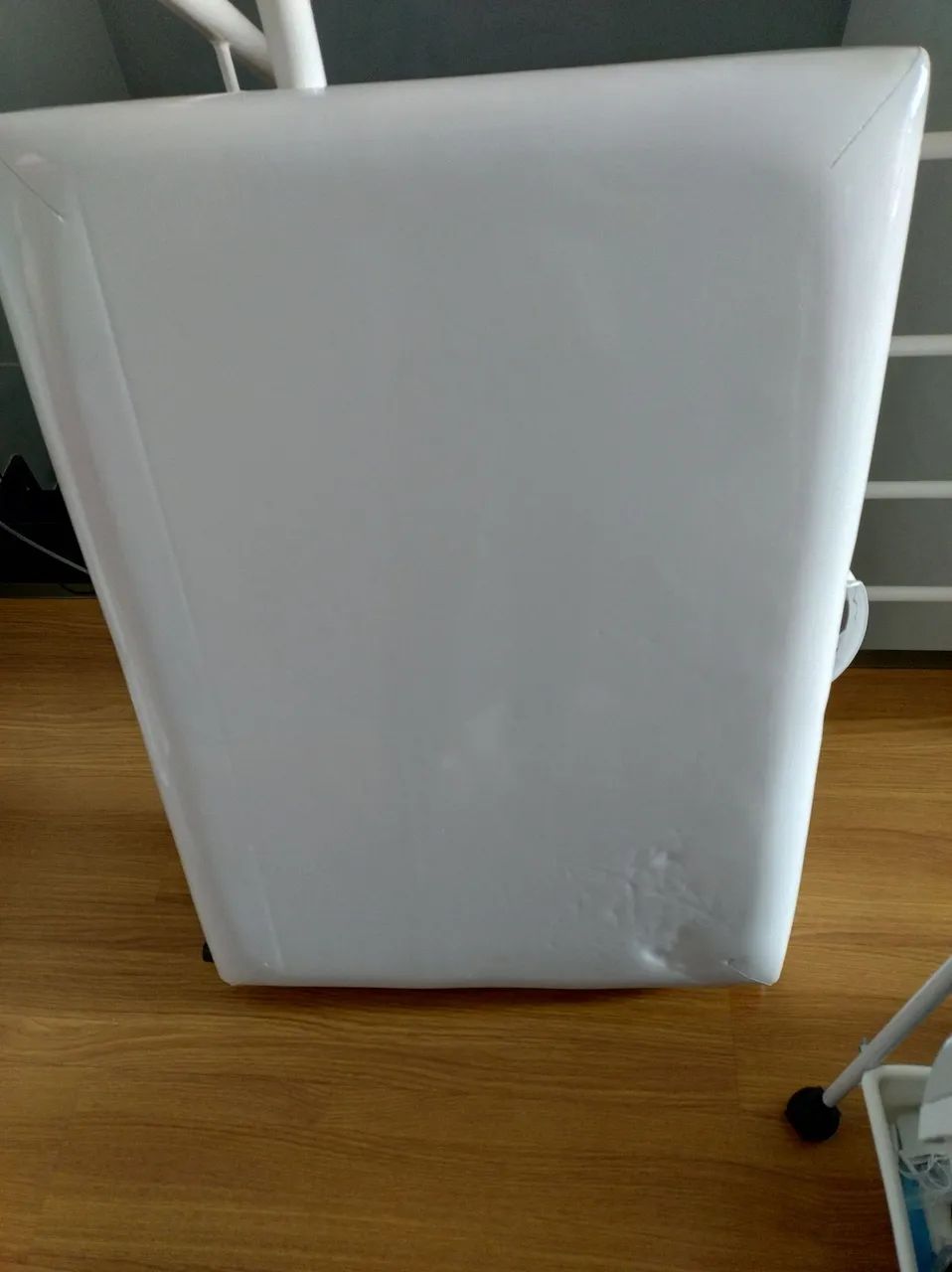 Maca de massagem dobrável branca - Foto 5