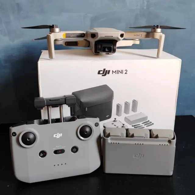 Combo Drone DJI mini 2, filma em 4K, semi-novo!