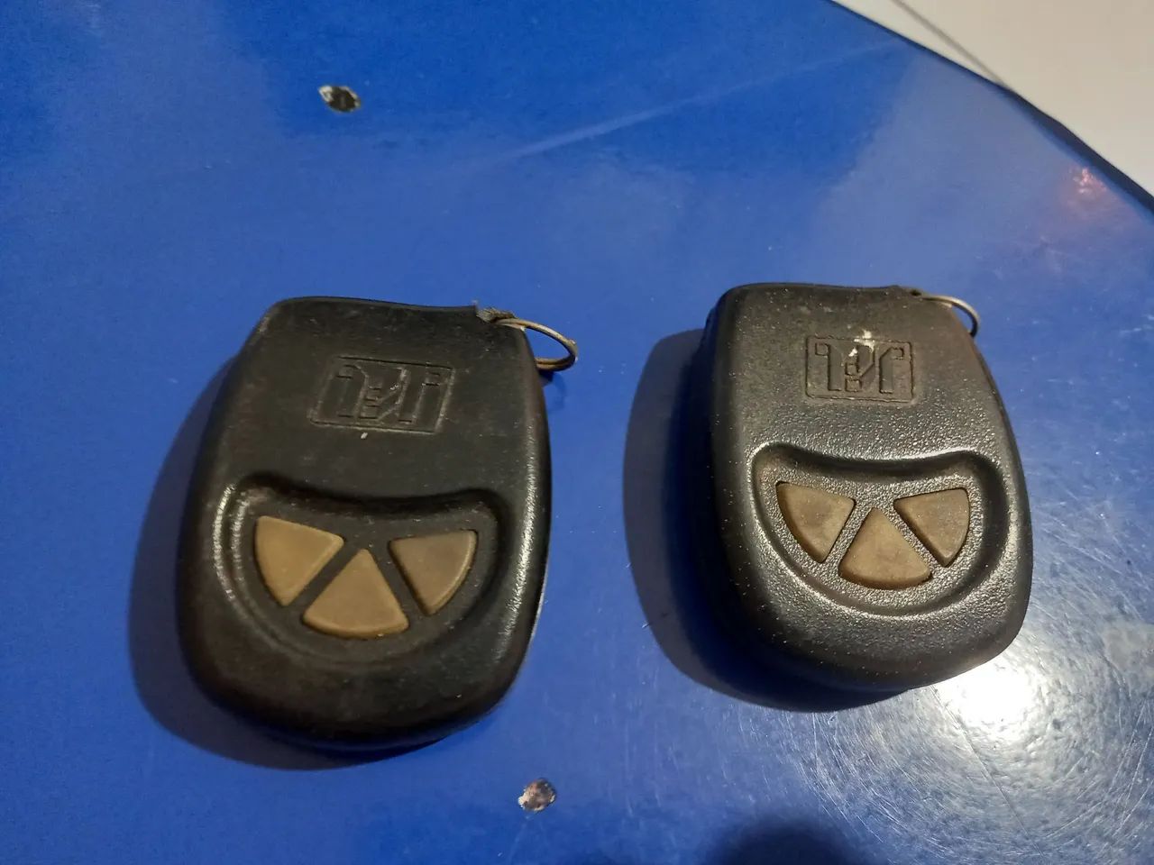 Vendo controle portão eletrônico usado