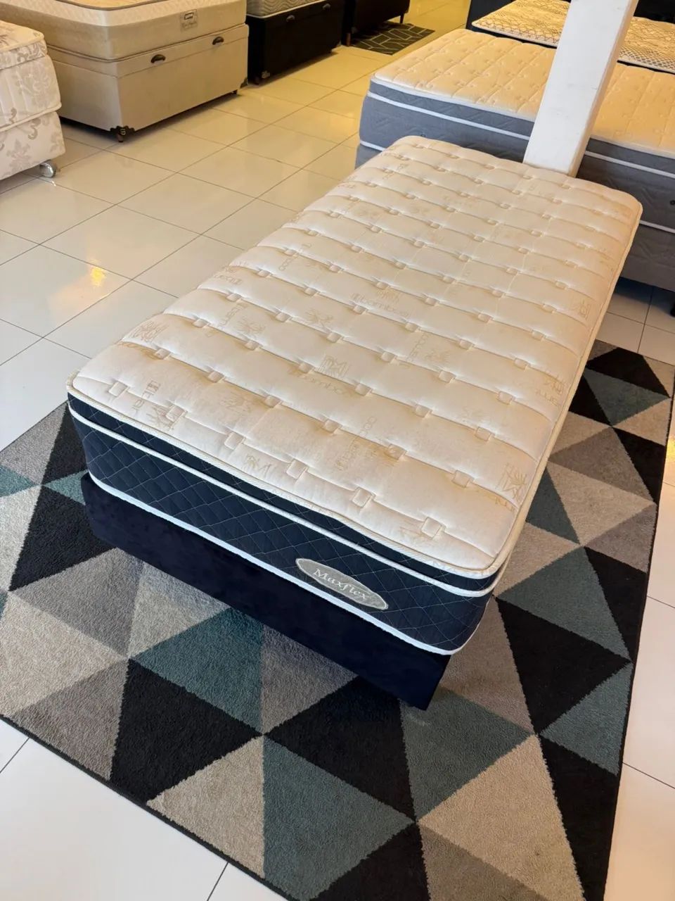 Cama de Solteirão MAXFLEX SEMINOVA TOP - Entrego!  - Foto 2