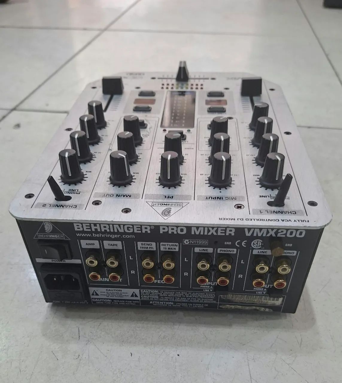 Mixer behringer Vmx 200 - Foto 3