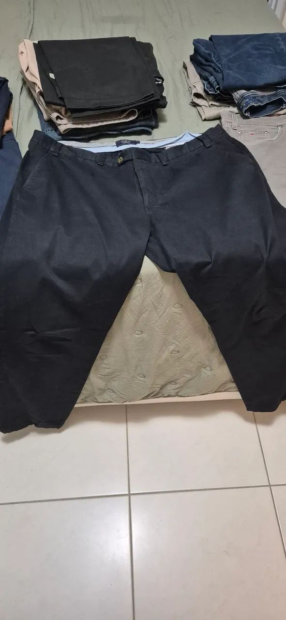 Roupas / Calças Usadas em excelente estado. - Foto 2