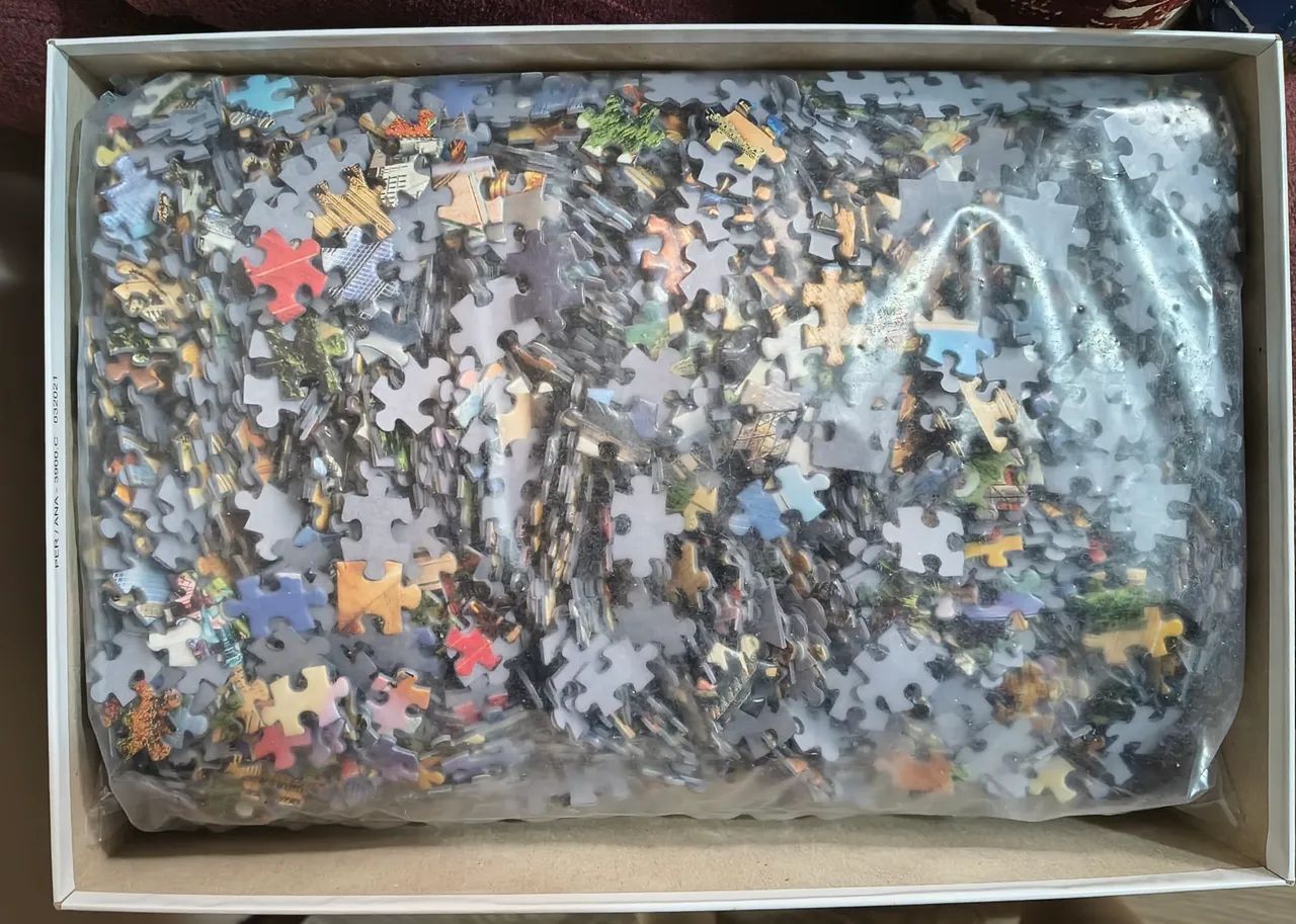 Quebra cabeça 3000 peças novo - Foto 2