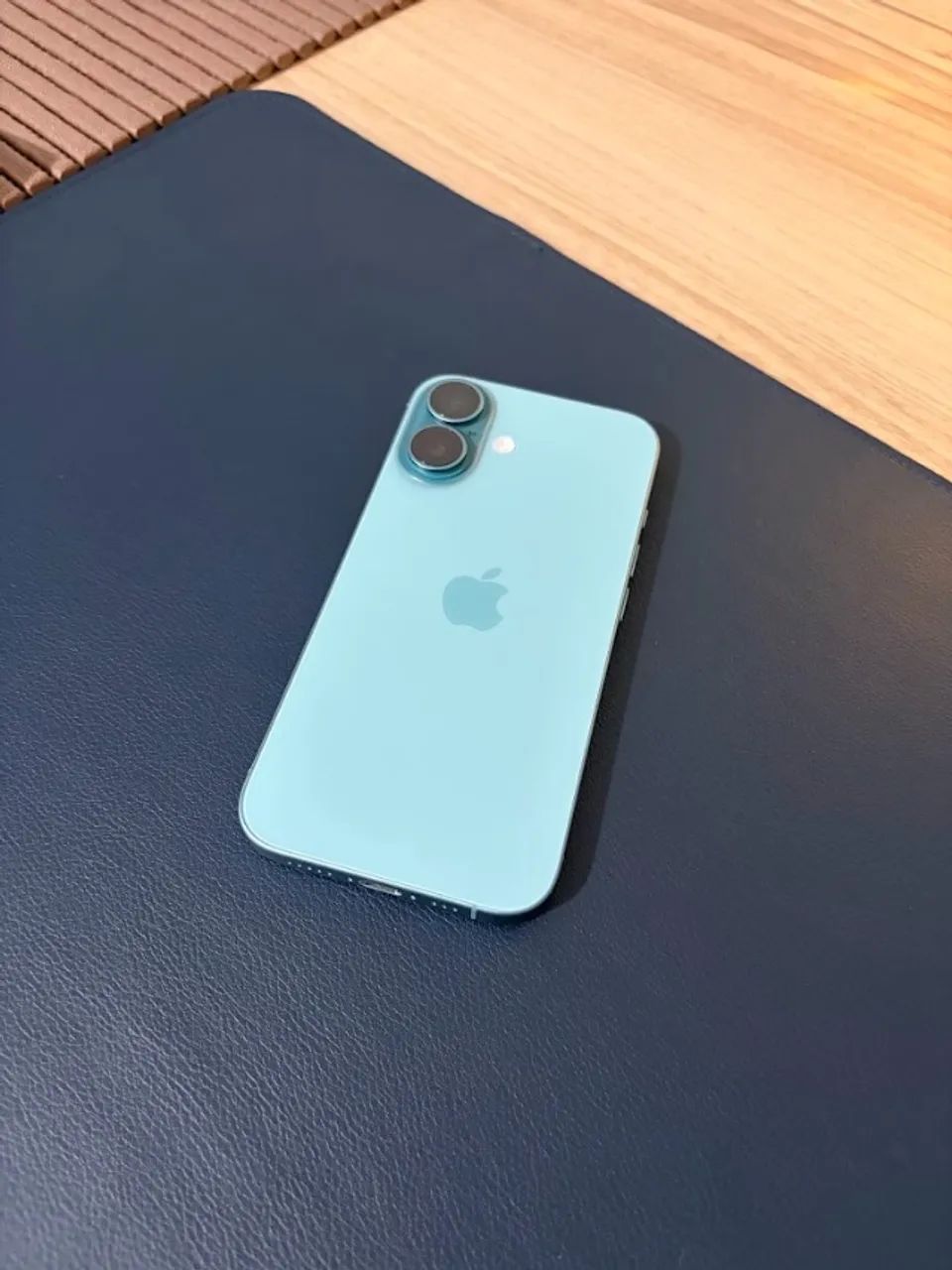 Iphone 16 - Foto 3