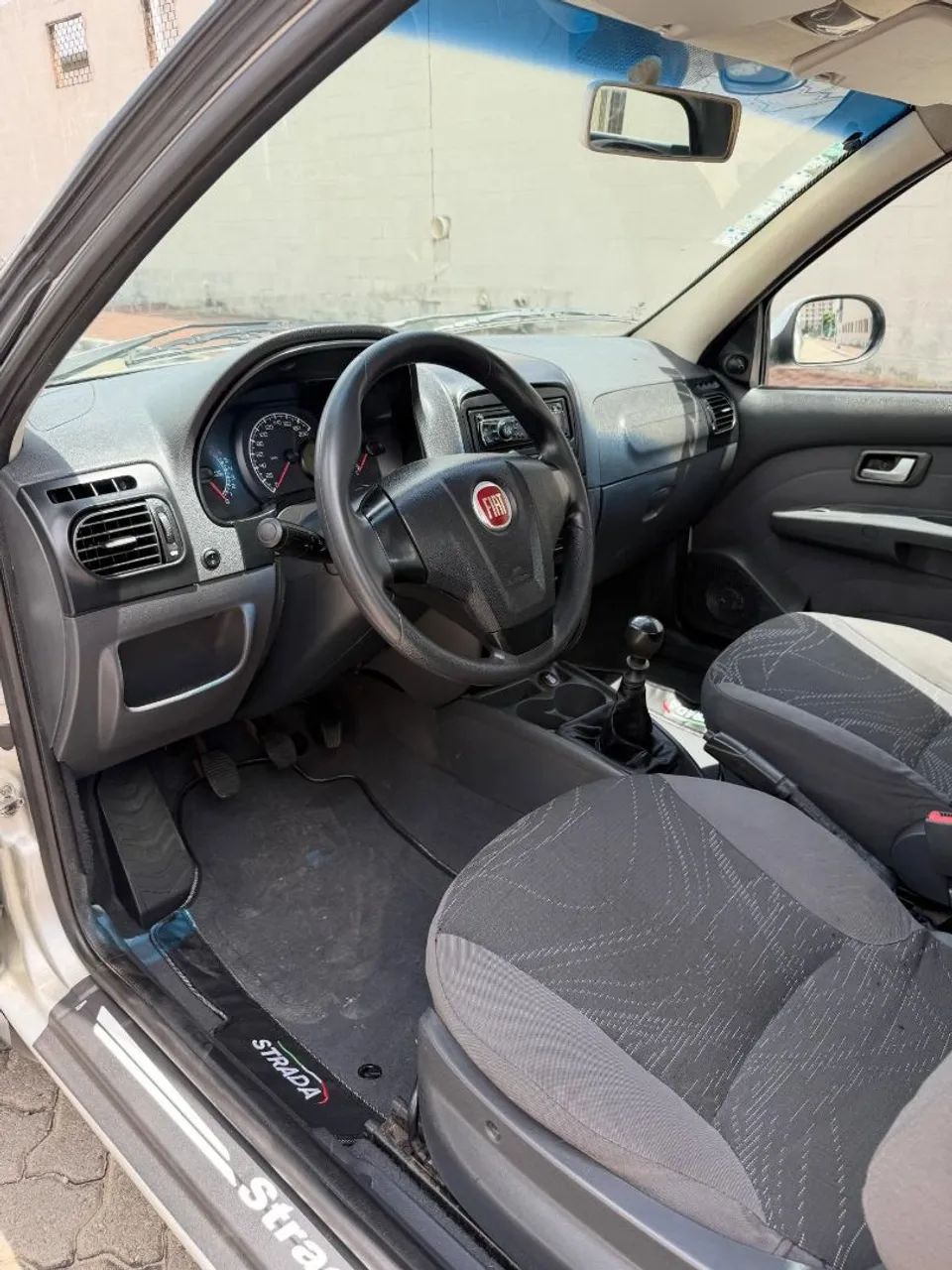 Fiat Strada Working 1.4 MPI Fire Flex 8V CD 2016 - Foto 5