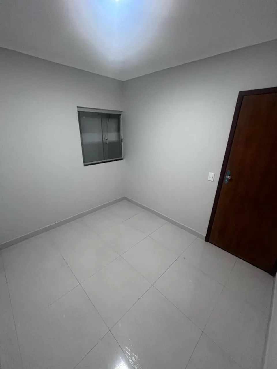 Alugo apartamento 2 quartos