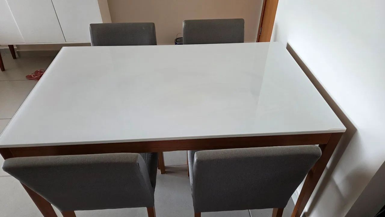 Mesa de jantar com 4 cadeiras - Foto 2