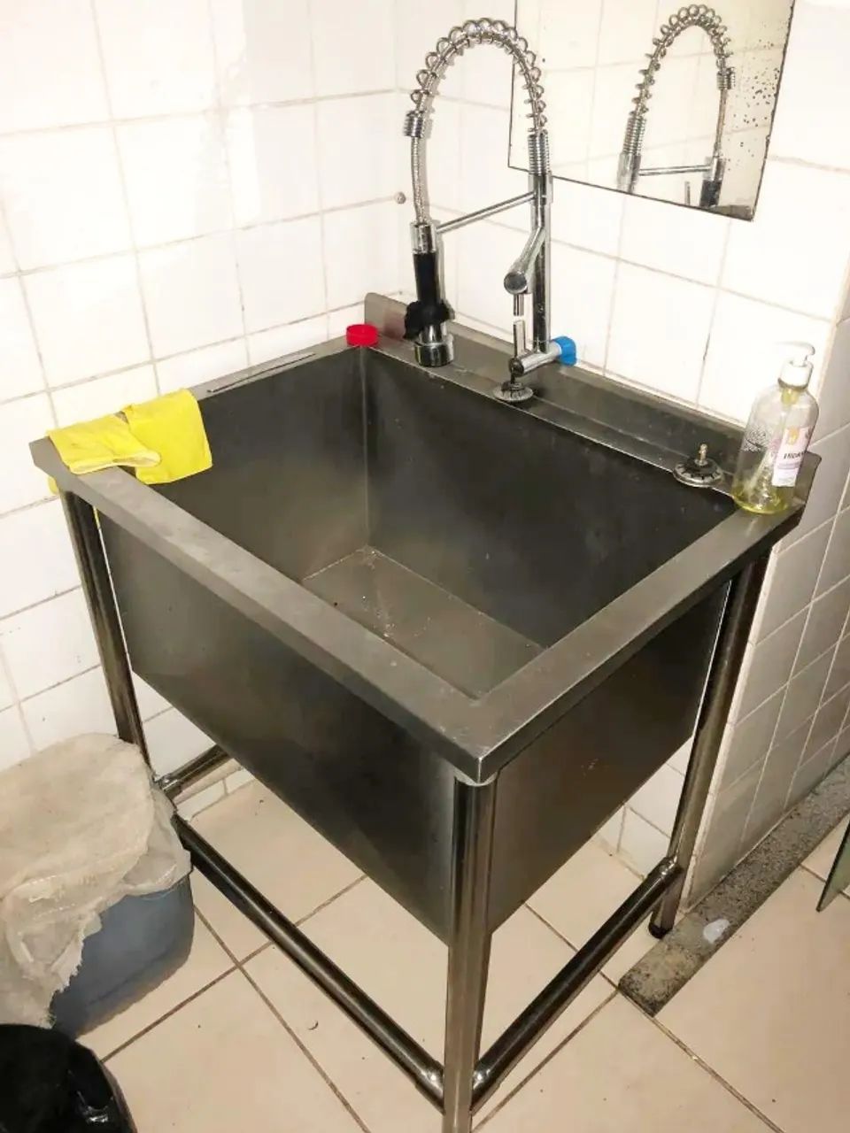 Tanque inox 0,80 x 0,60 + torneira