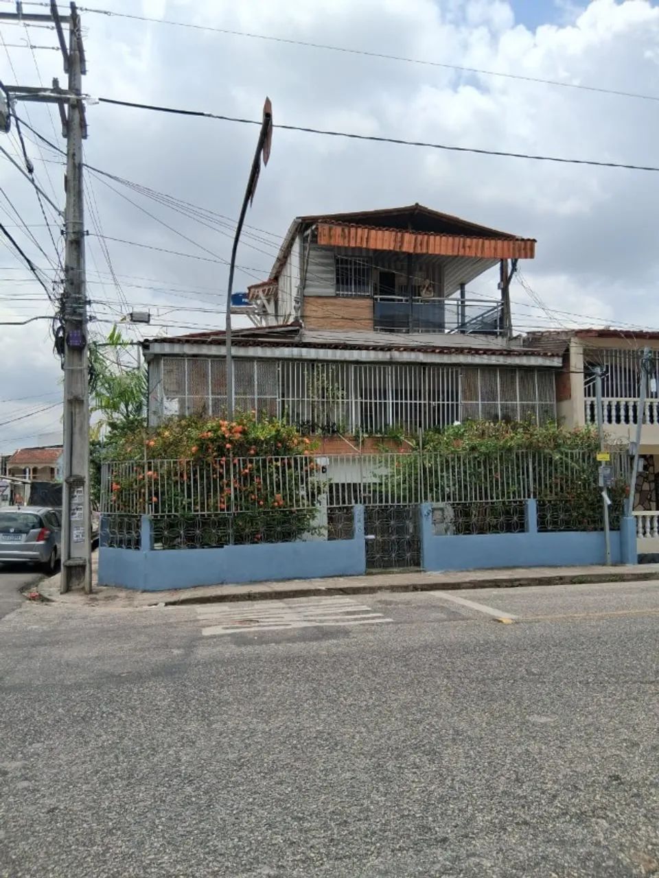 Alugo kitnet 