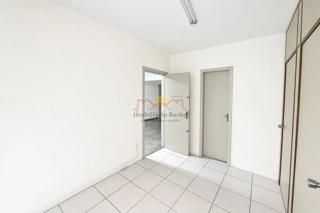 SALA COMERCIAL NO CENTRO DE JOINVILLE - Foto 2