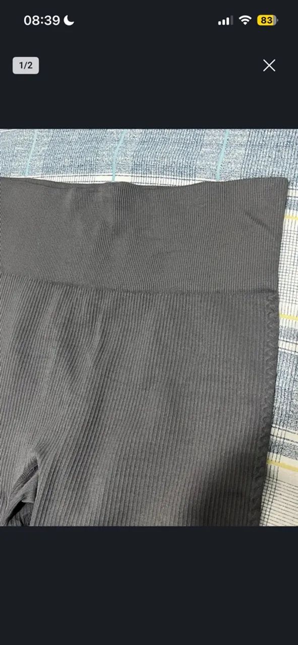 Legging canelado sem costura