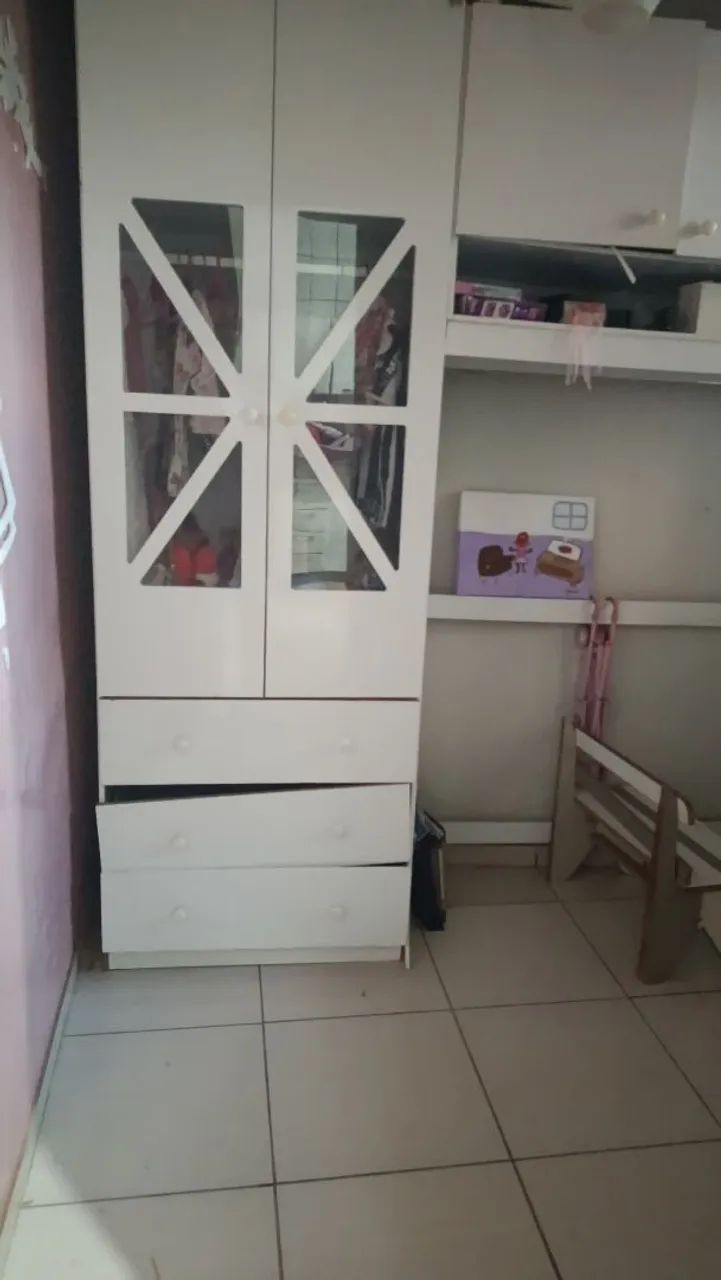 Guarda roupa infantil 